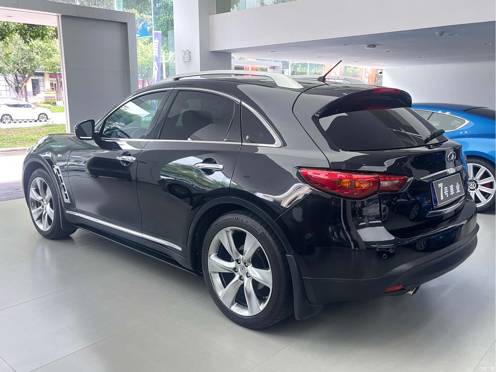 Infiniti FX35, 2012 все фото