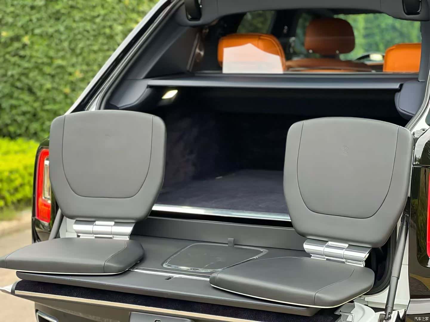 Rolls-Royce Cullinan, 2019 9
