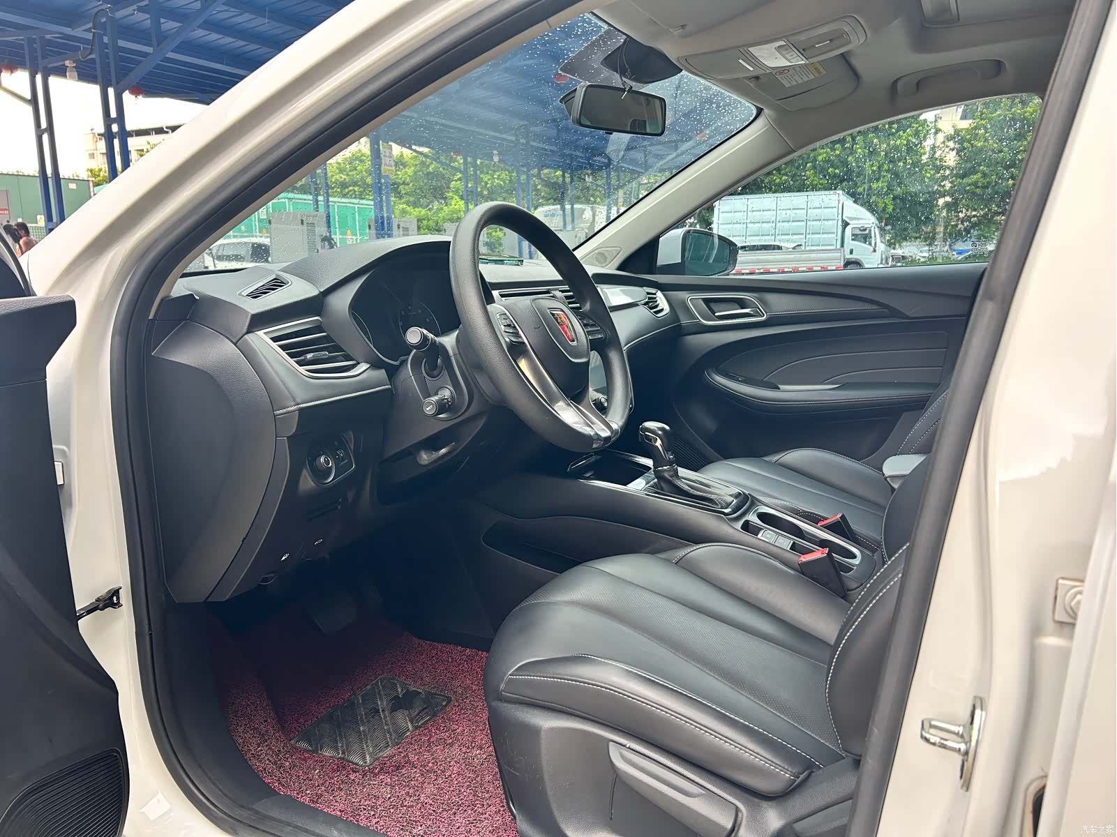 Roewe i5, 2019 4