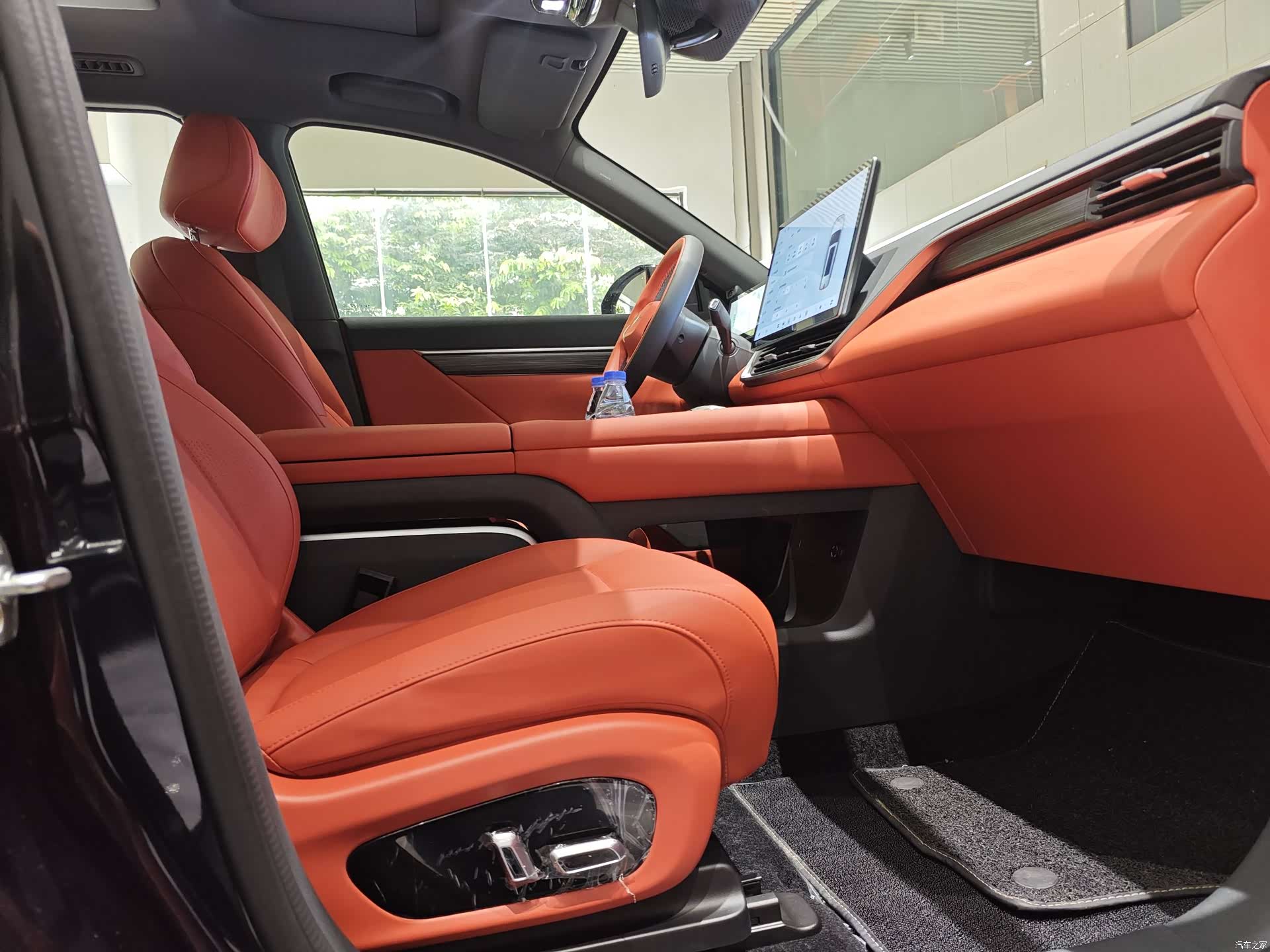 DongFeng eπ008, 2024 26