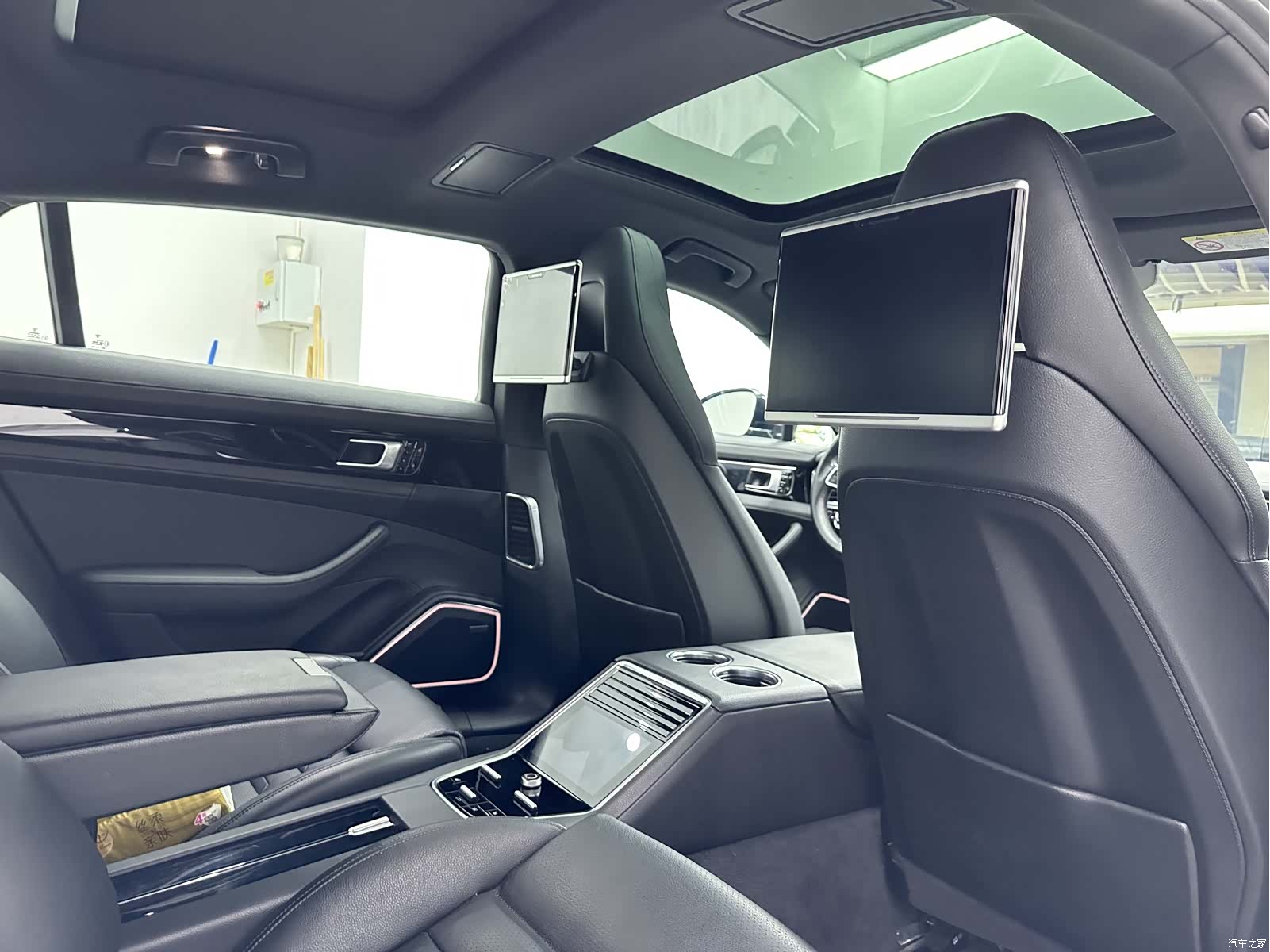 Porsche Panamera, 2018 14