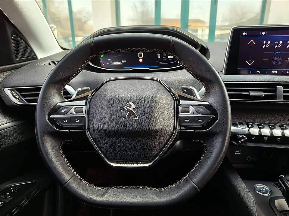 Peugeot 4008