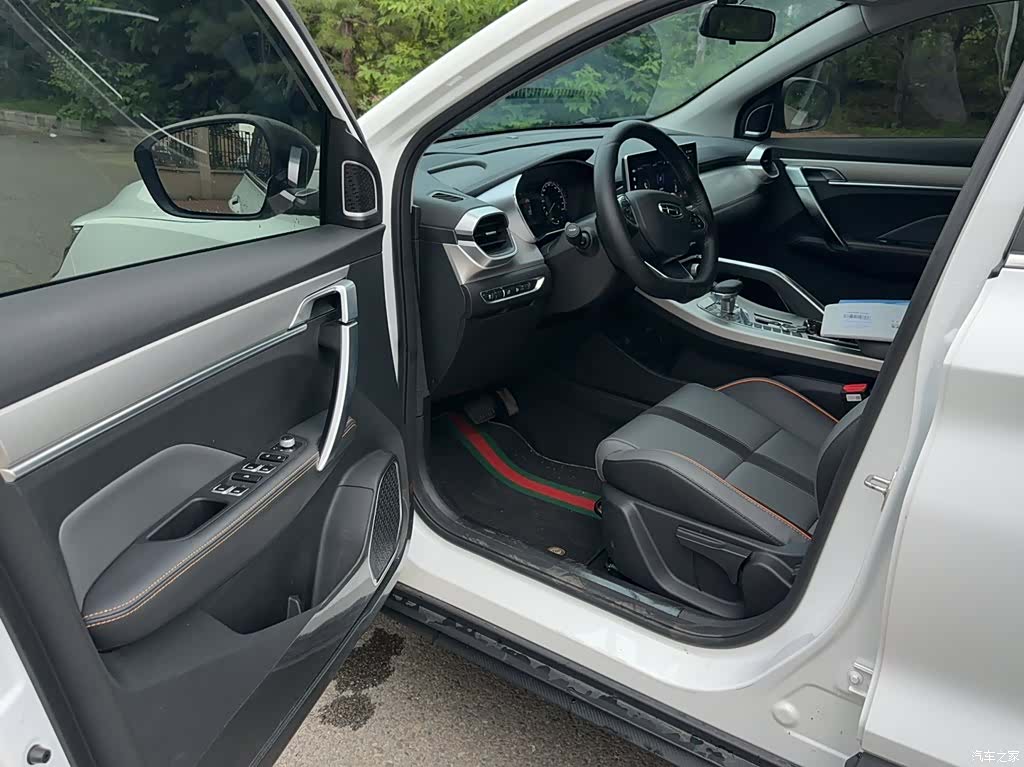 Geely Coolray, 2023 14