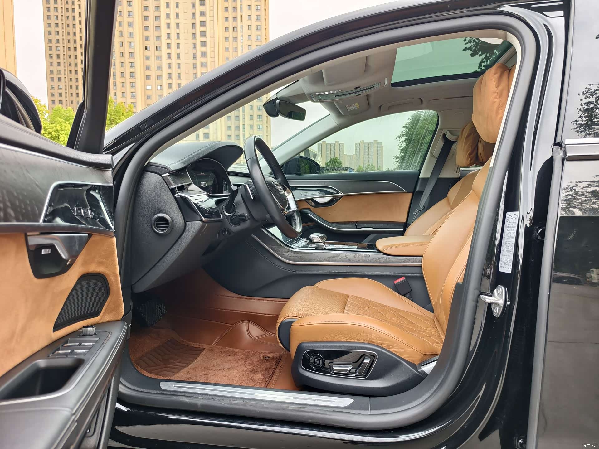 Audi A8L, 2025 4