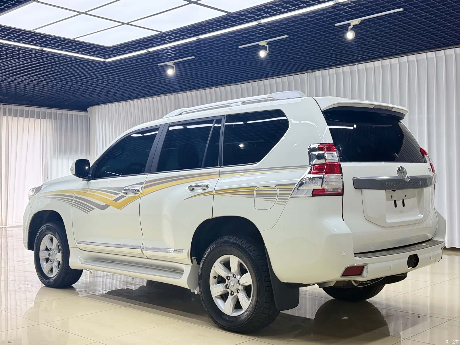 Toyota Prado, 2015 все фото