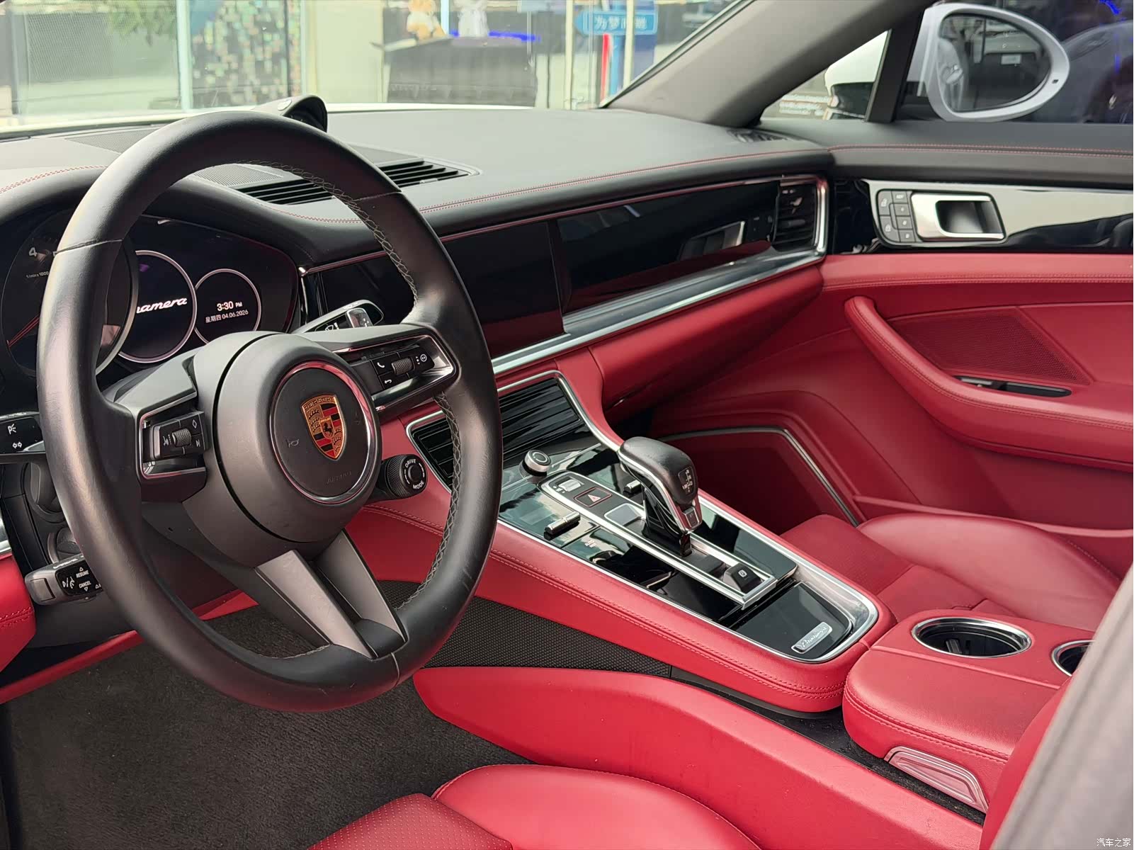 Porsche Panamera, 2023 все фото