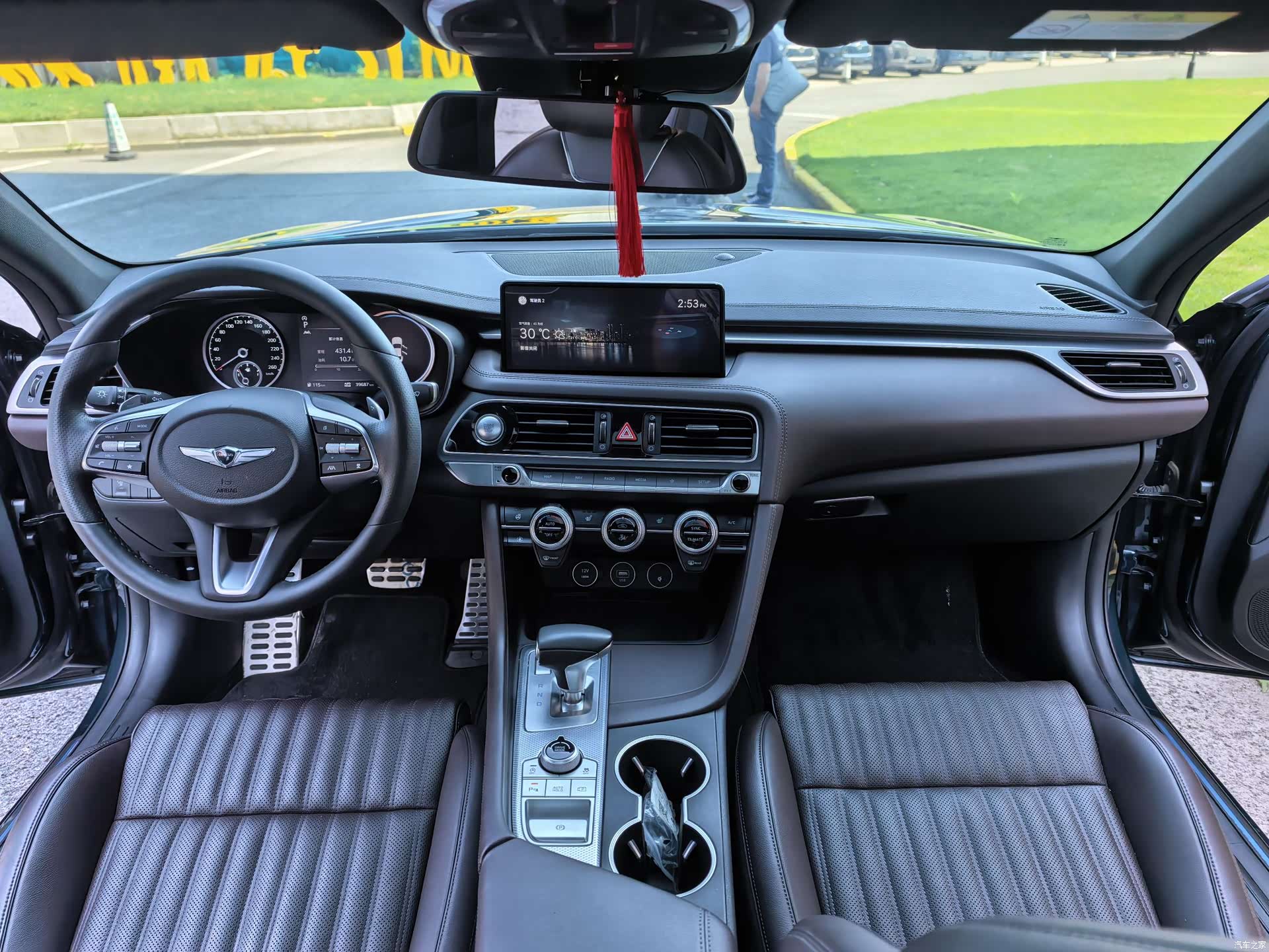 Genesis G70, 2022 10