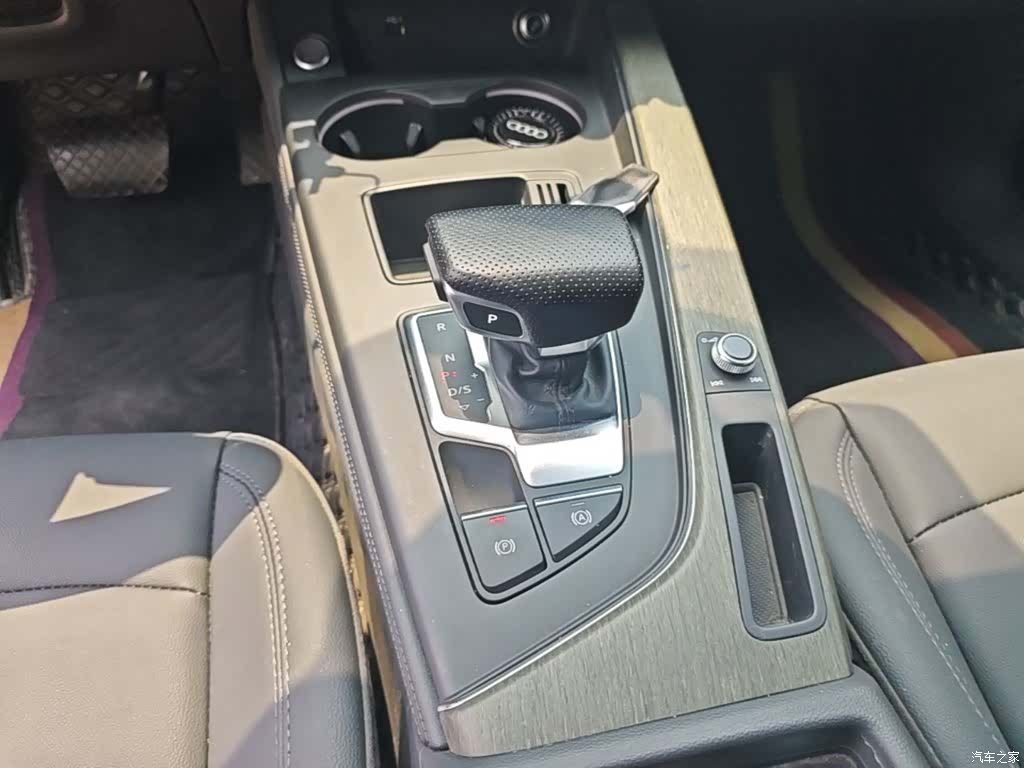 Audi A4L, 2023 14