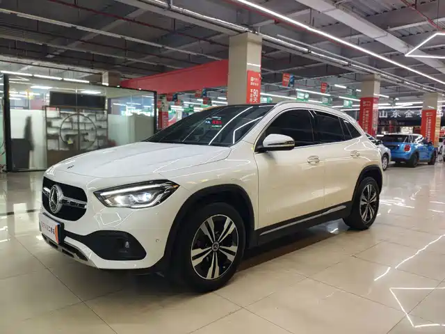Mercedes-Benz GLA 2021 — купить из Китая под заказ