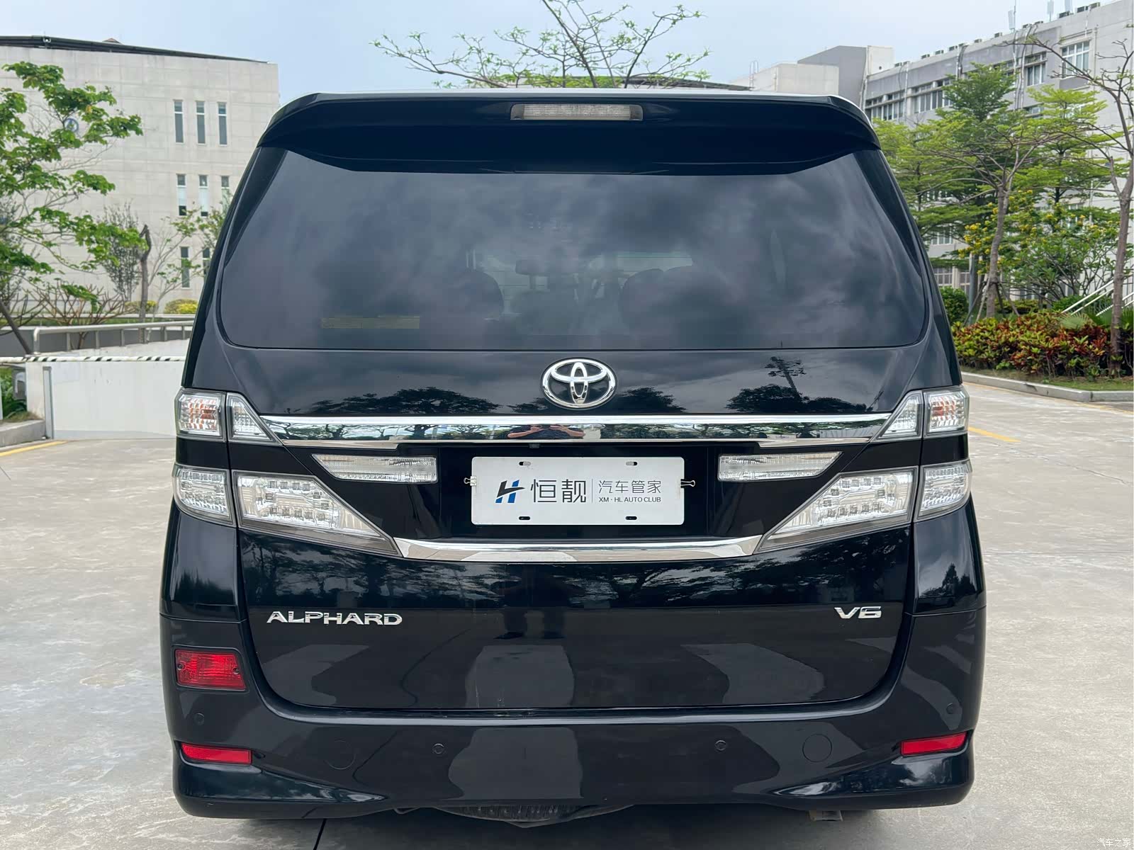 Toyota Alphard, 2014 6