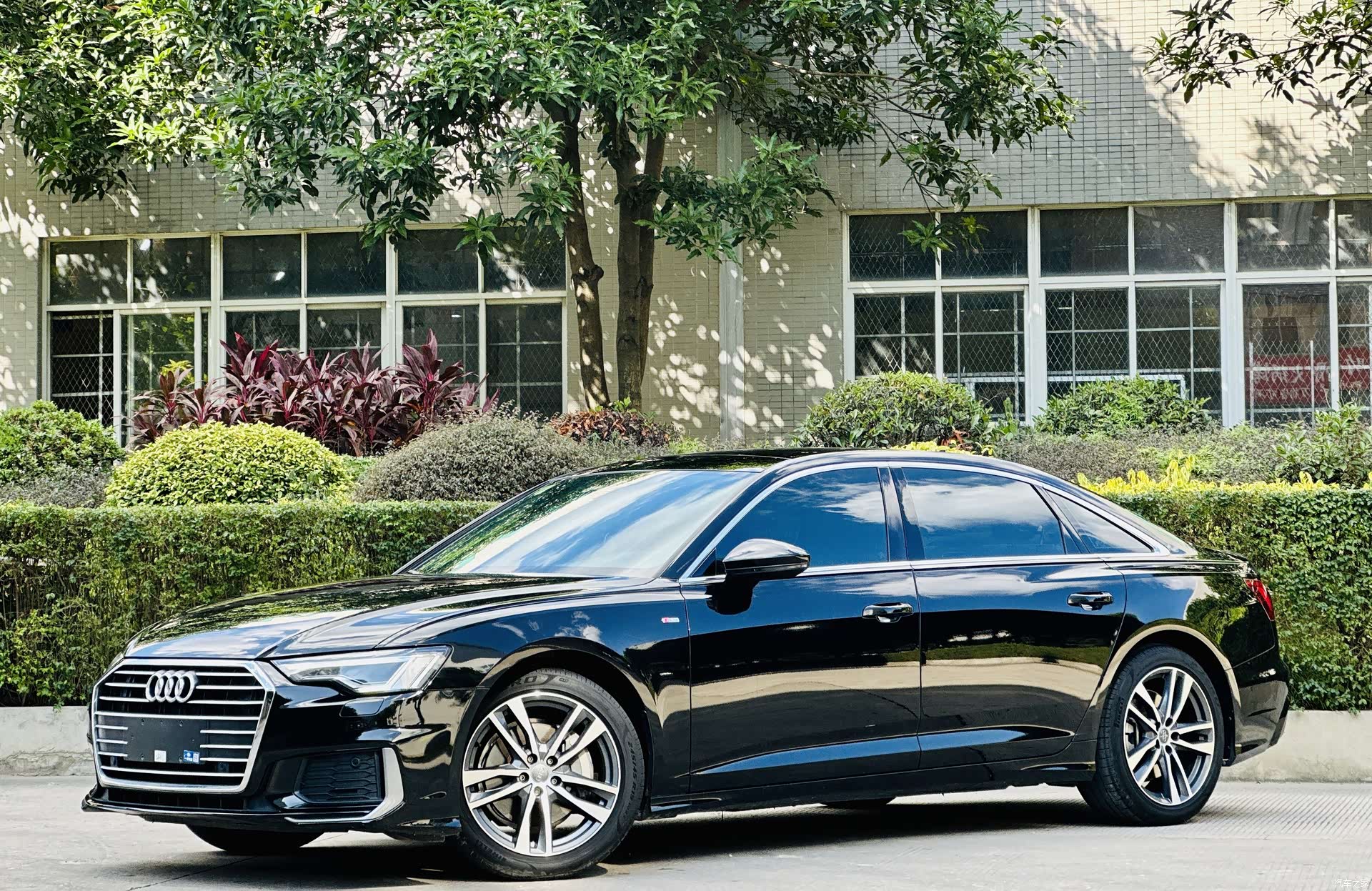 Audi A6L, 2021 1