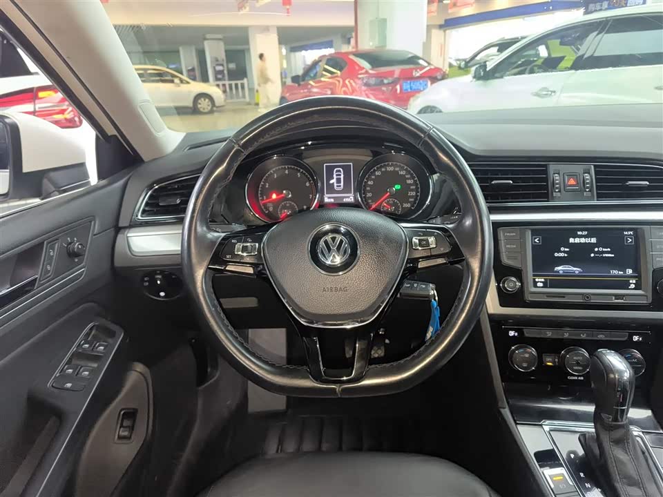 Volkswagen Lingdu