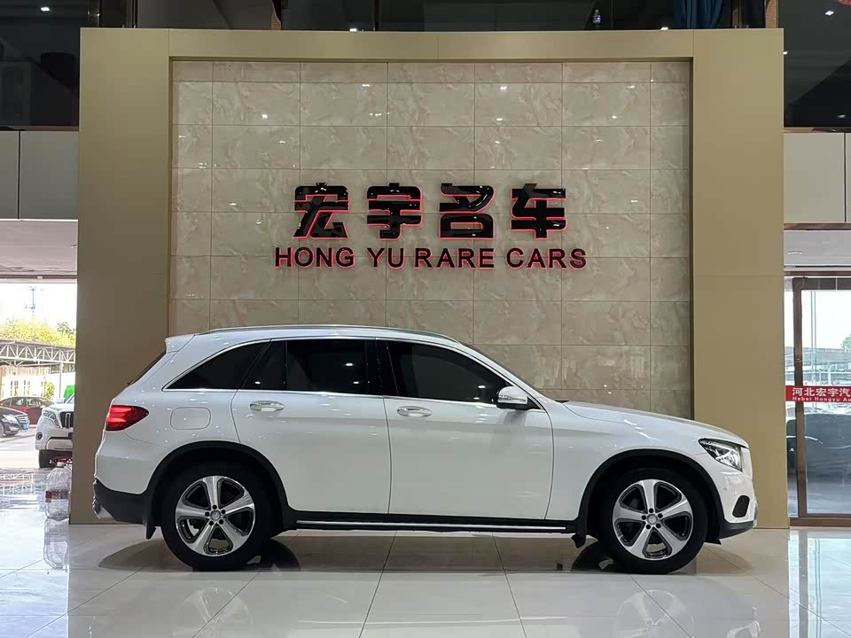 Mercedes-Benz GLC Mercedes-Benz GLC