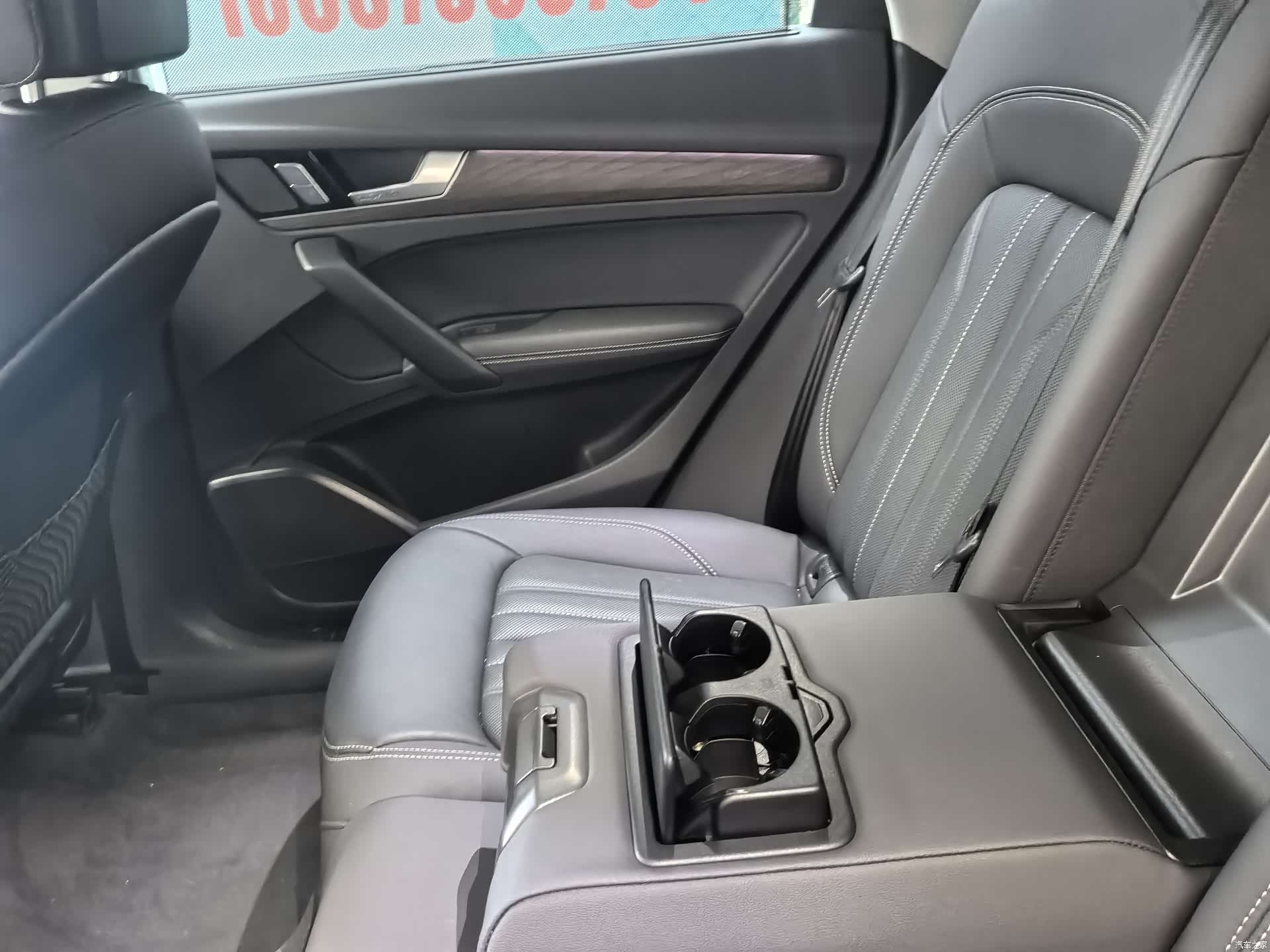 Audi Q5L, 2024 21