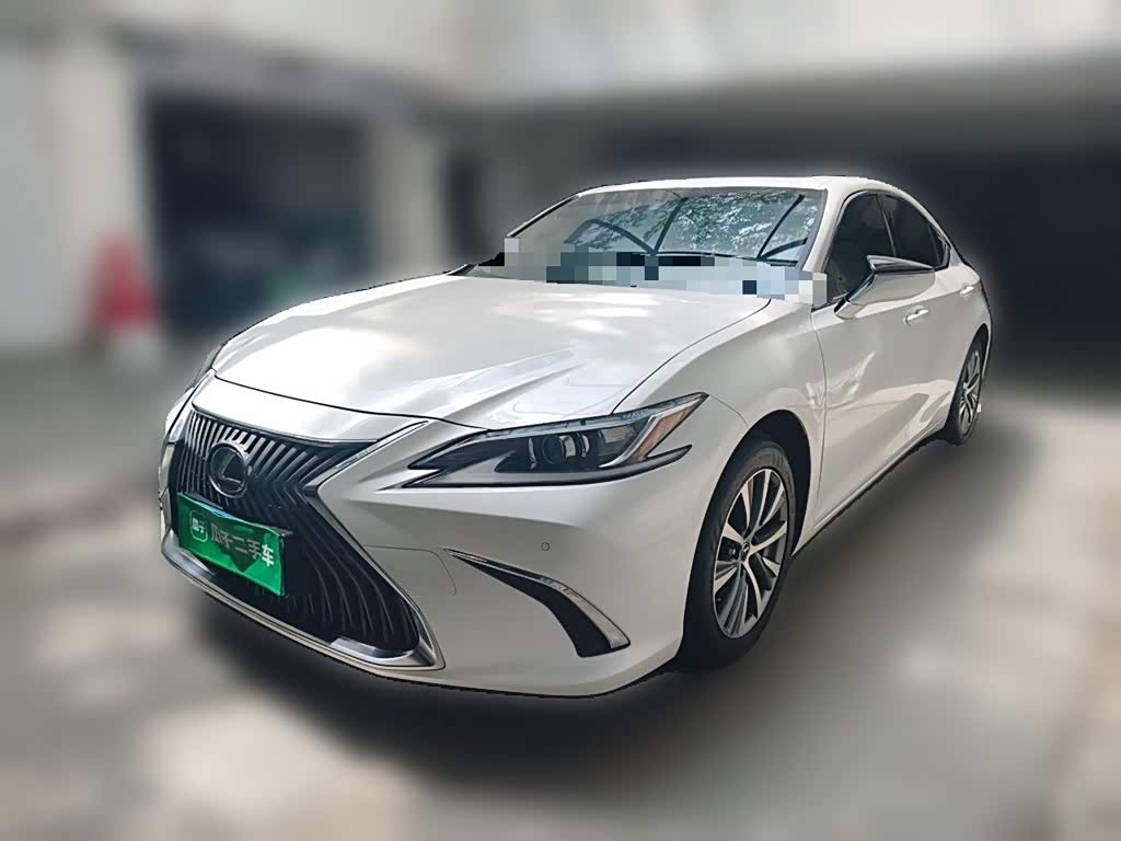 Lexus ES 2020 200