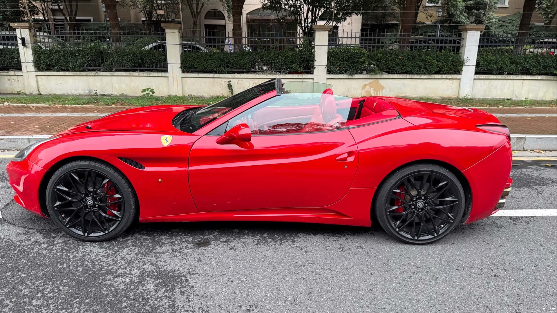 Ferrari California, 2011 17