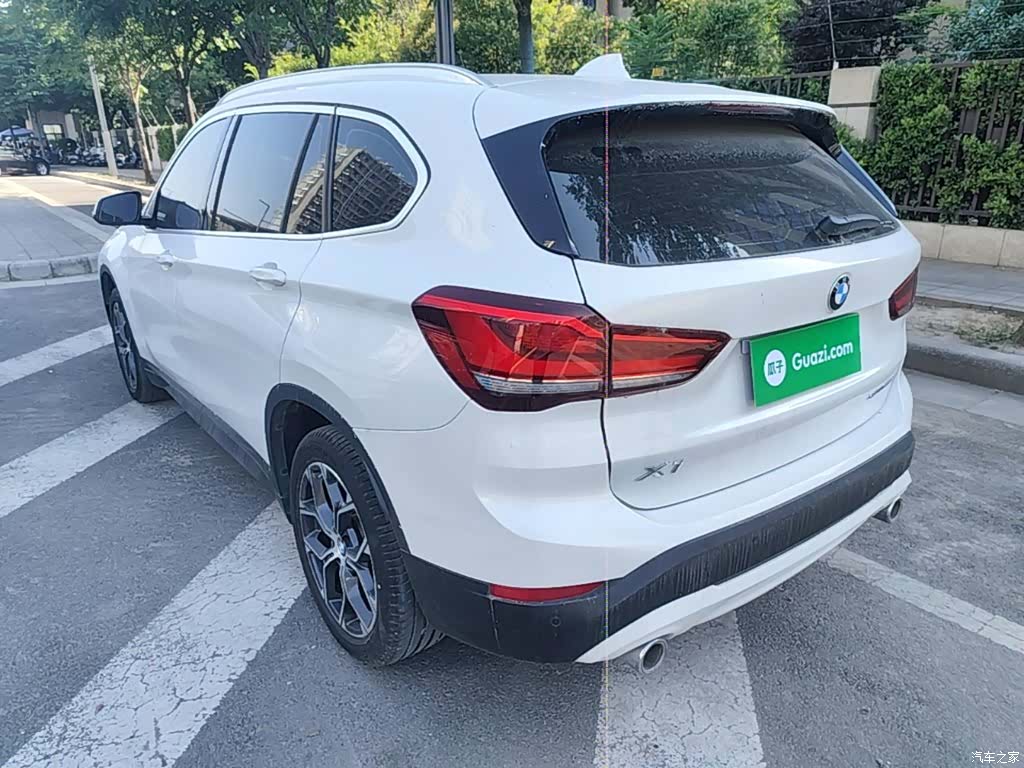BMW X1, 2023 все фото