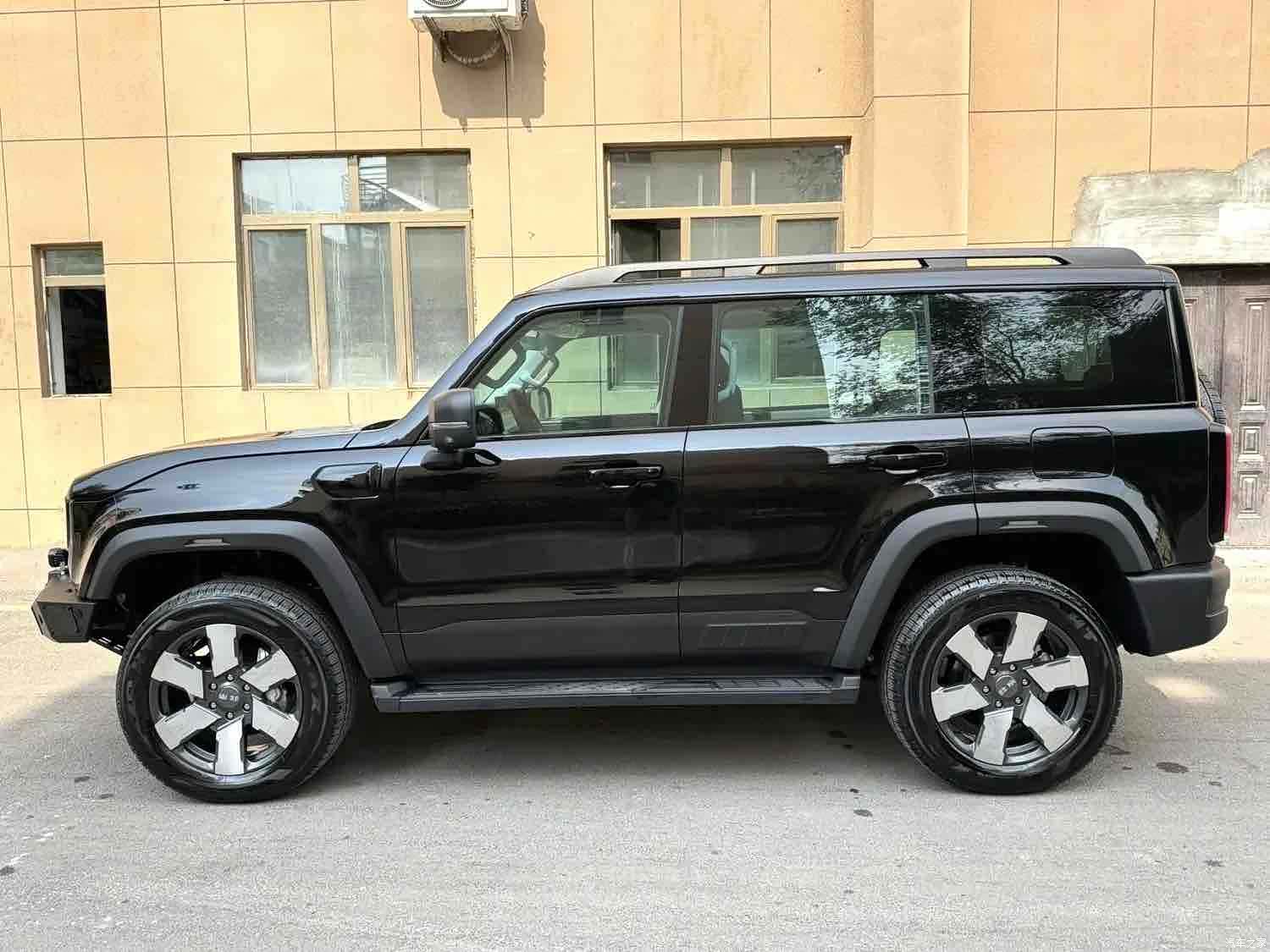 BAIC BJ40, 2025 16