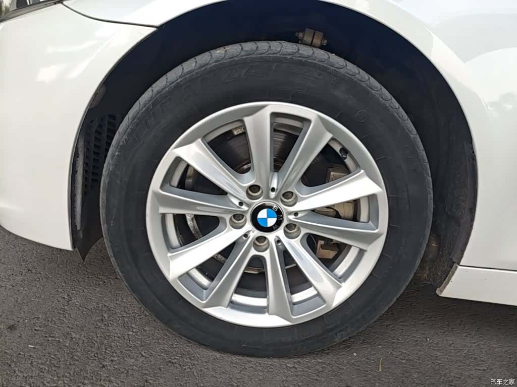 BMW 5 Series, 2015 23