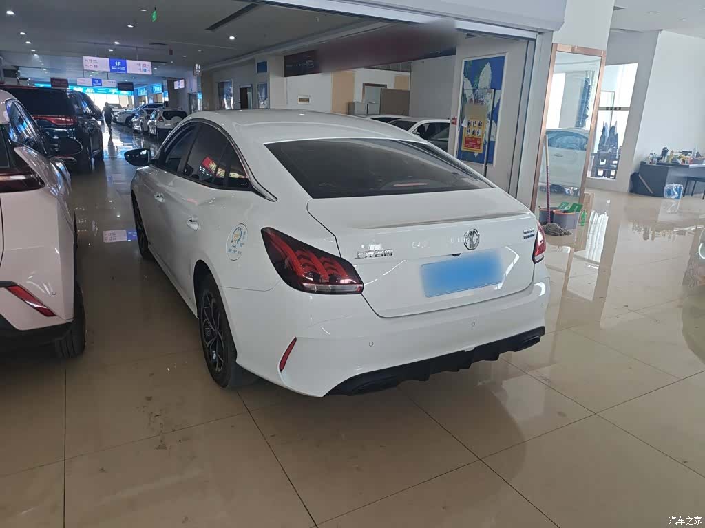 MG MG5, 2023 13