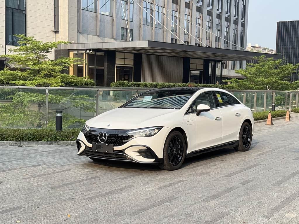 Mercedes-Benz EQE