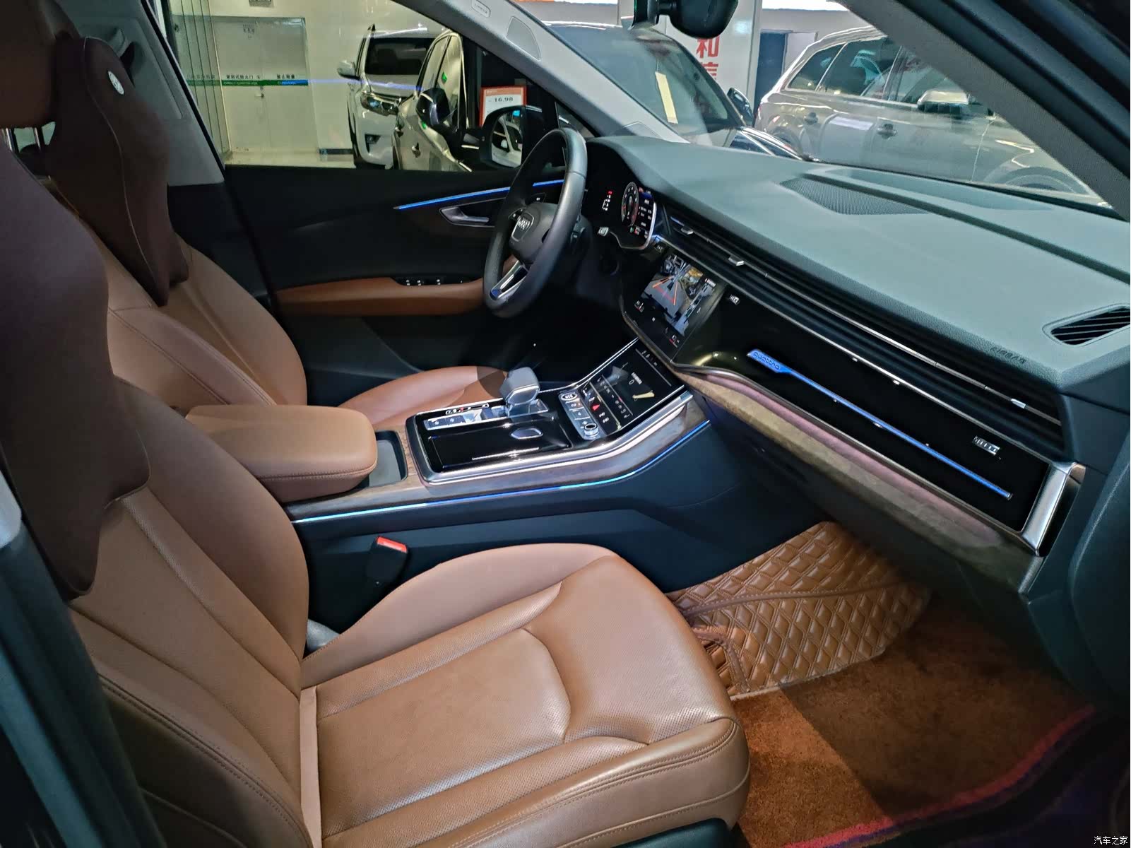 Audi Q7, 2022 12