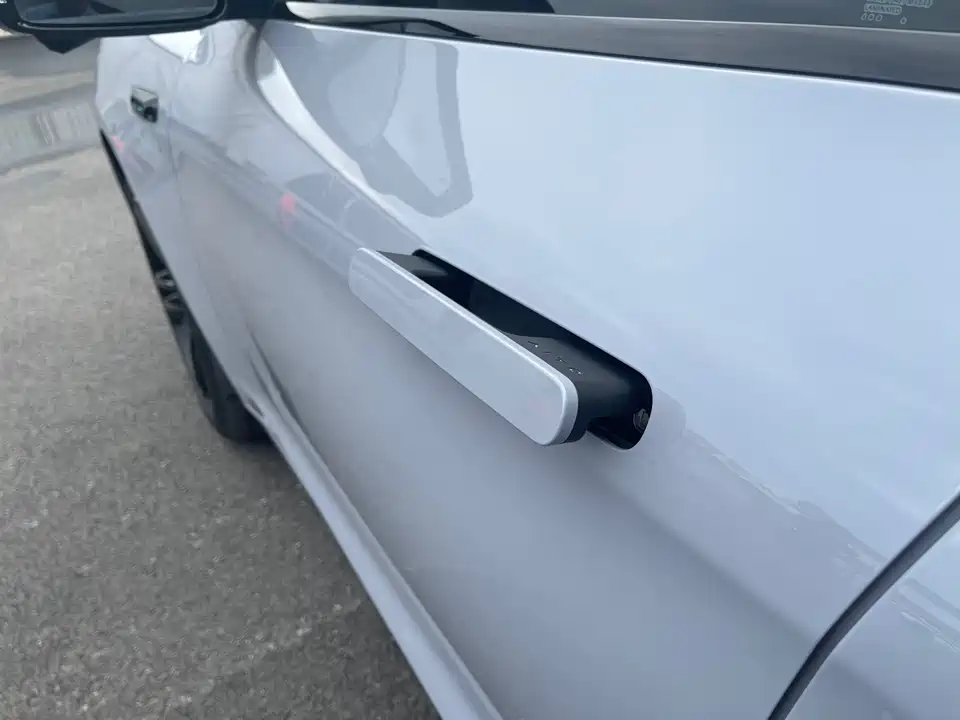 HarmonyOS Ask the world M5