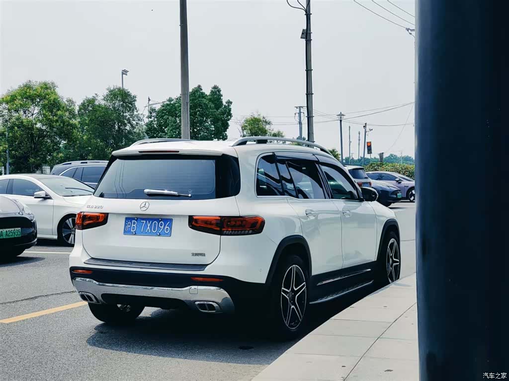 Mercedes-Benz GLB, 2023 6