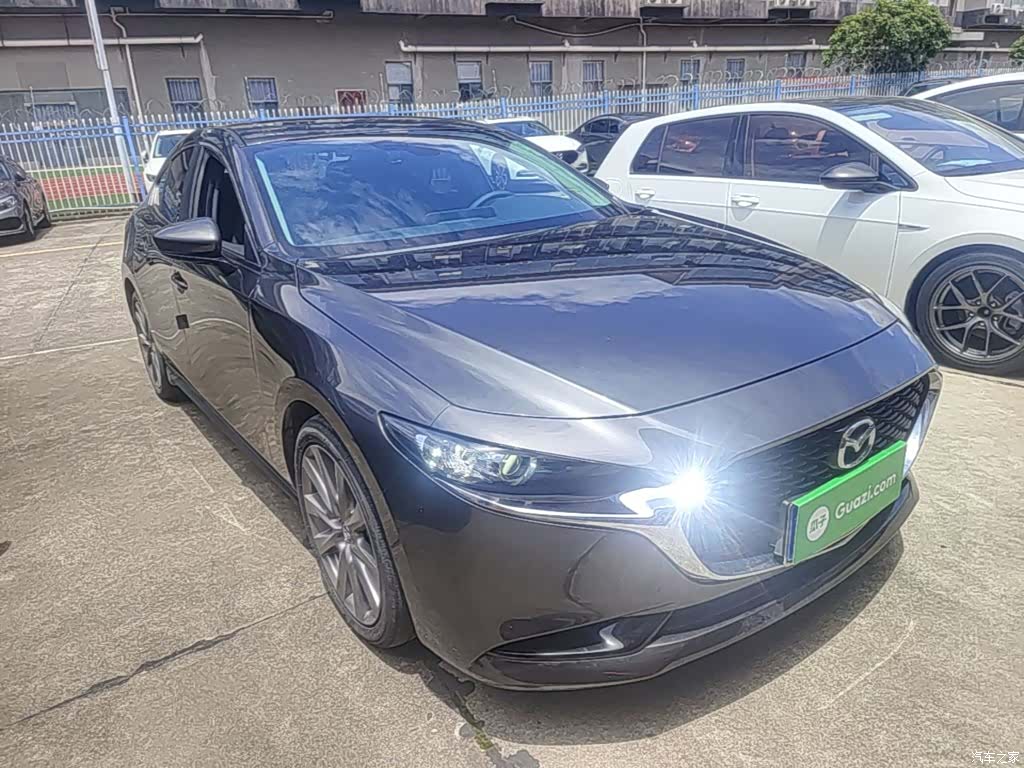 Mazda Mazda3, 2023 4