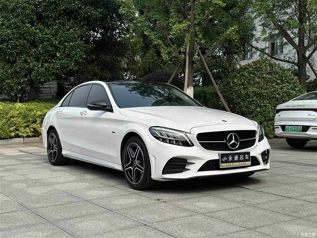 Mercedes-Benz C-Class, 2021 3