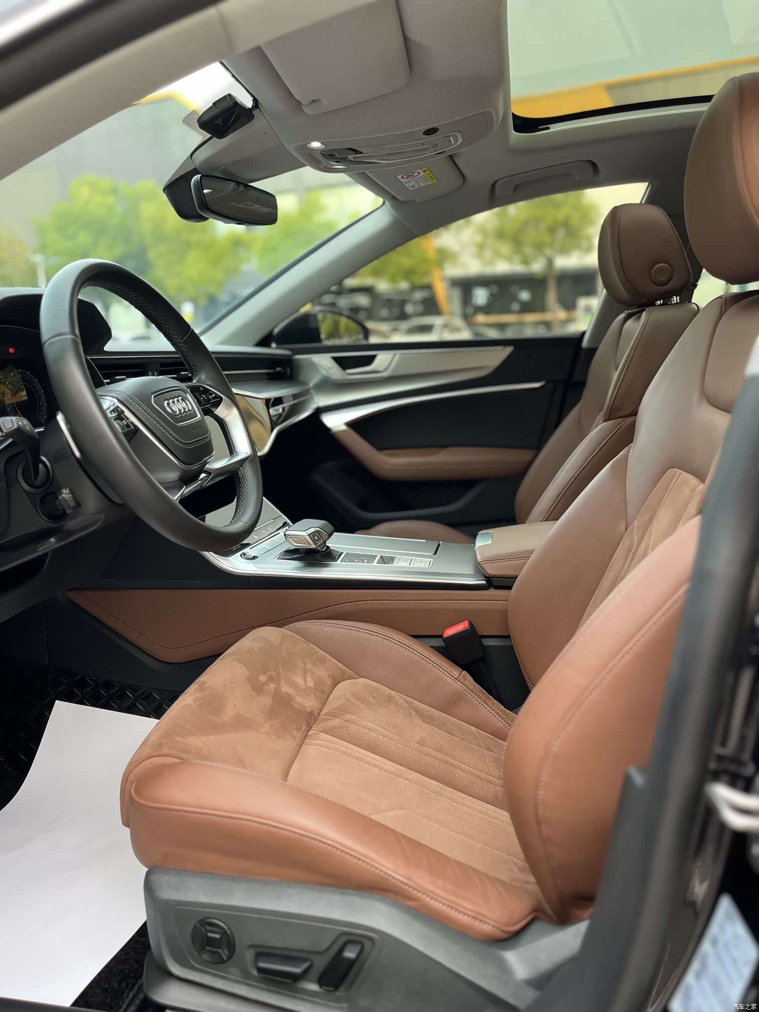 Audi A7L, 2024 18