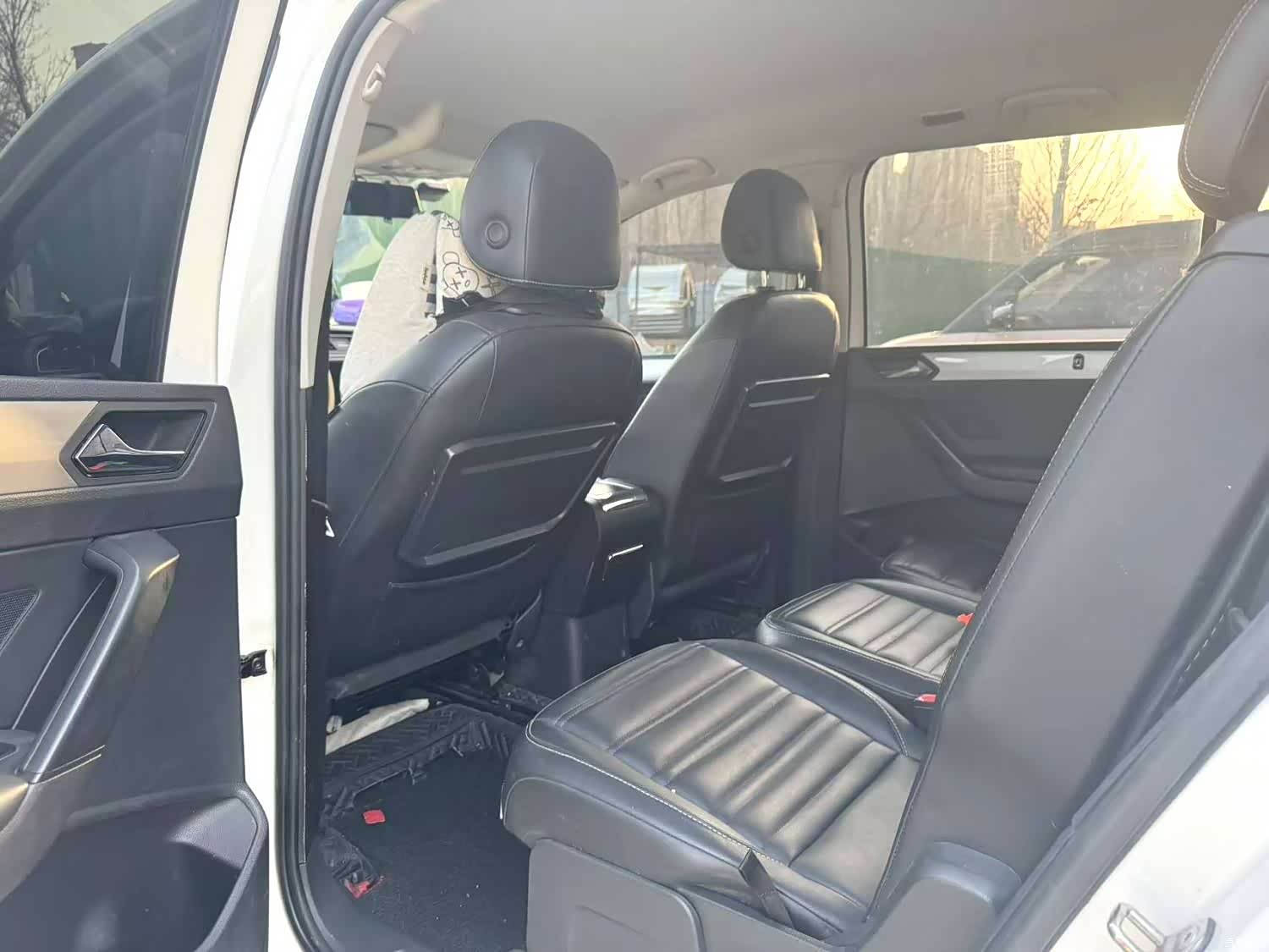 Volkswagen L, 2021 4