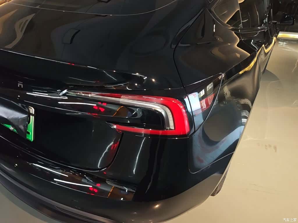 Tesla Model 3, 2024 8