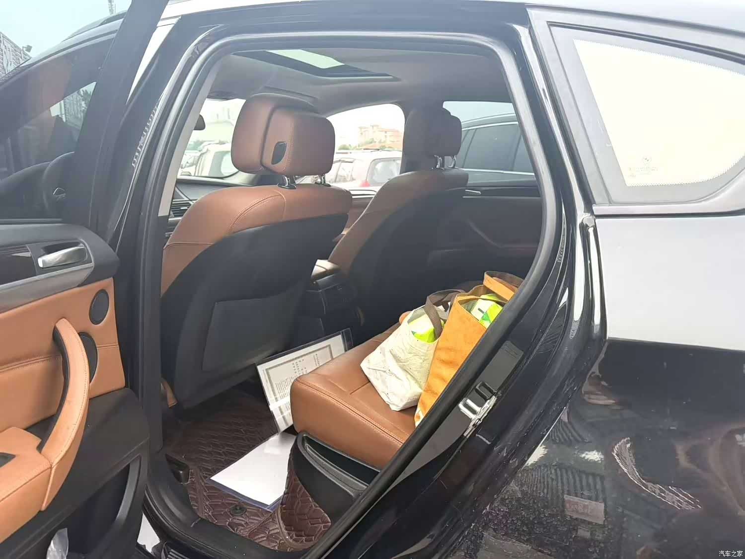 BMW X6, 2012 3