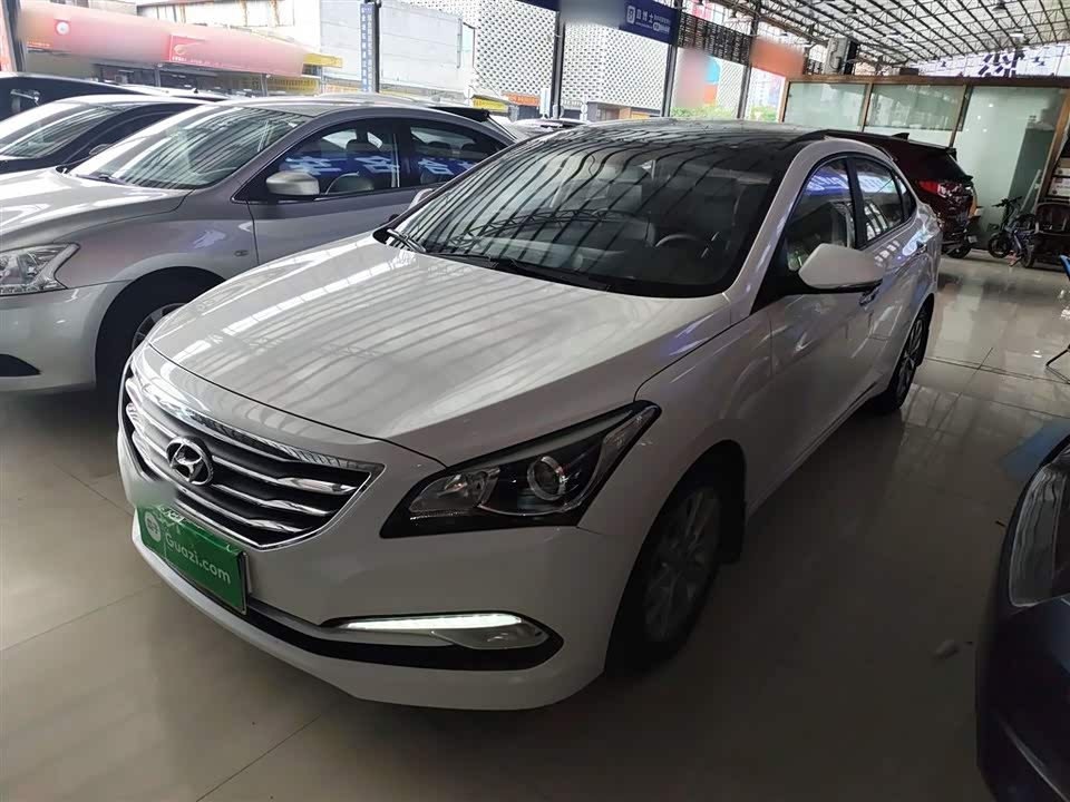 Hyundai Name picture