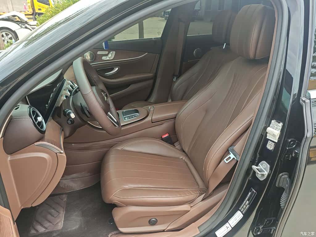 Mercedes-Benz E-Class, 2020 15