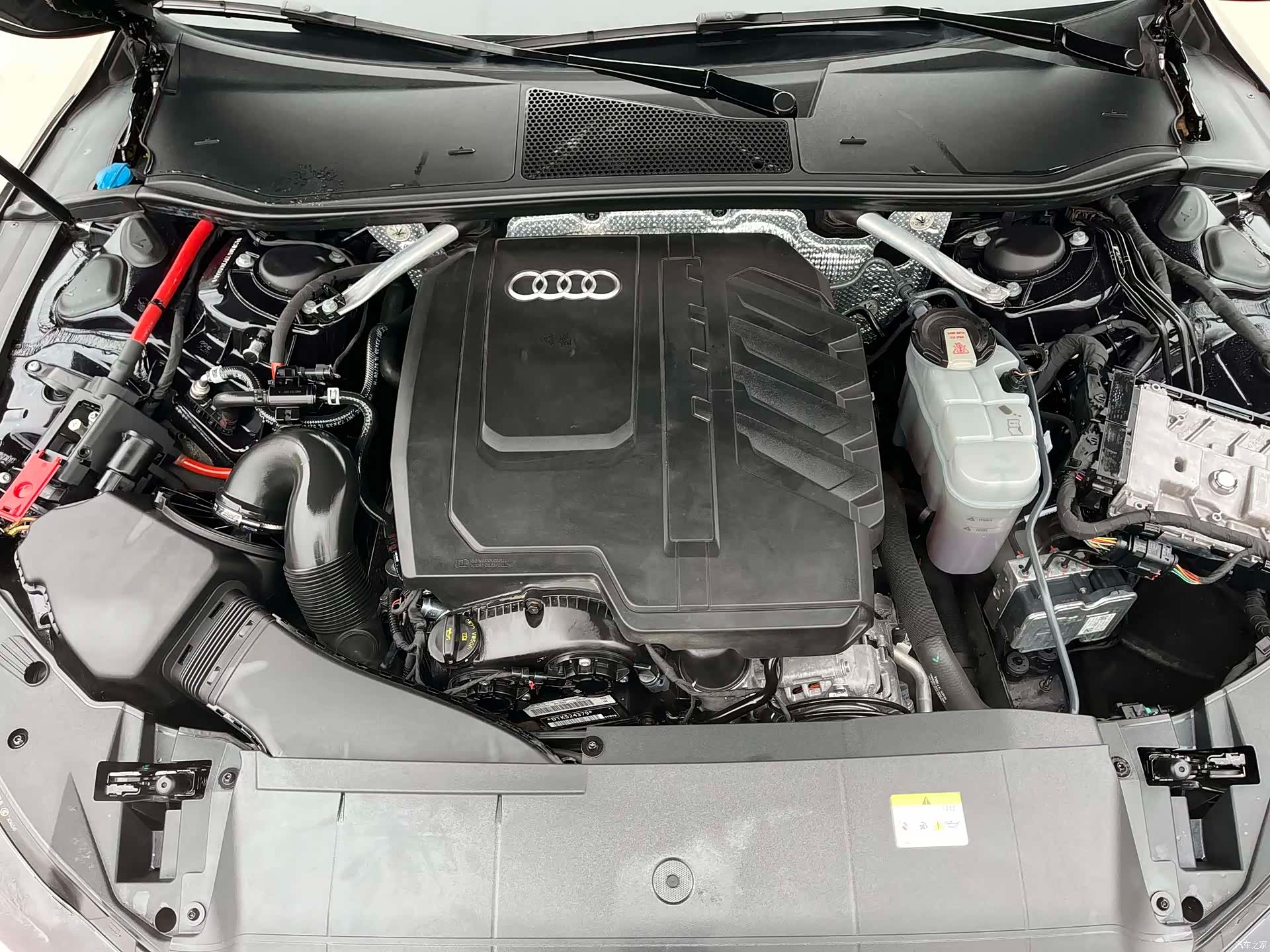 Audi A7L, 2024 3