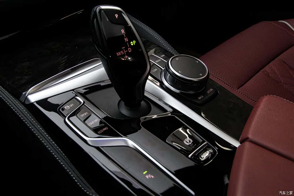 BMW 5 Series, 2023 19