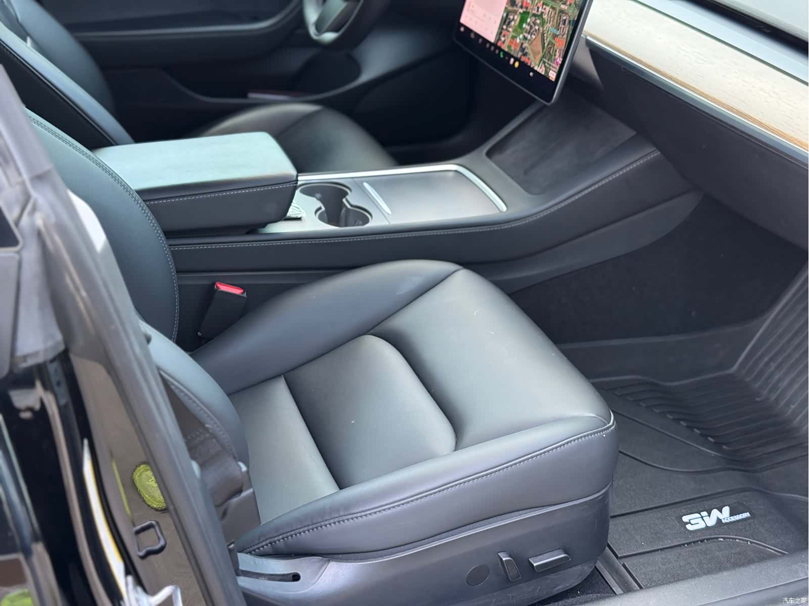 Tesla Model 3, 2021 7