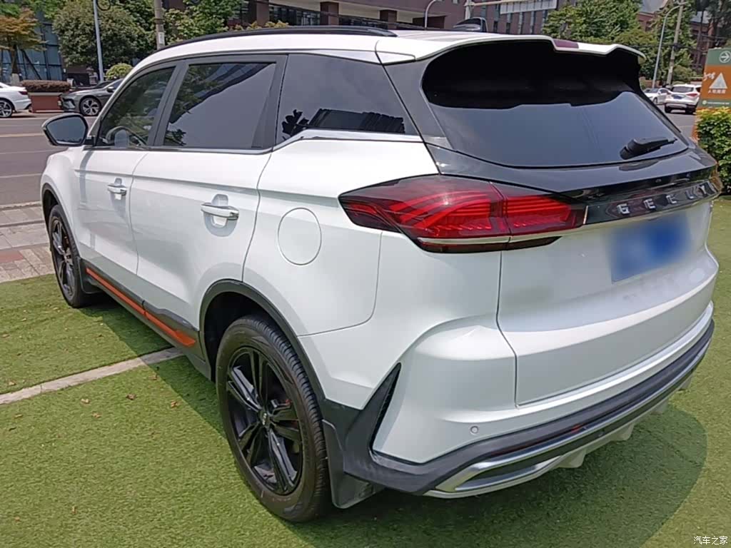 Geely Boyue, 2023 все фото