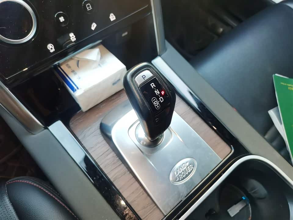 Land Rover Discover sports