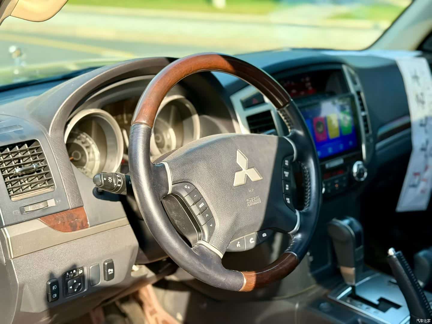 Mitsubishi Pajero, 2019 4