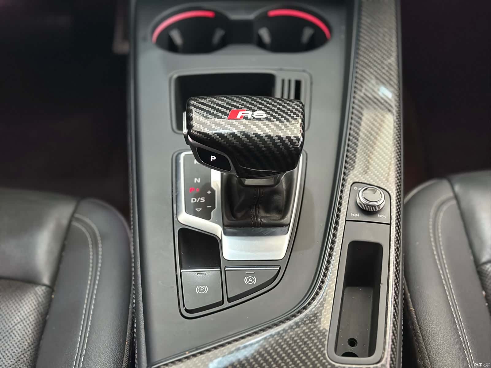 Audi A4L, 2021 11