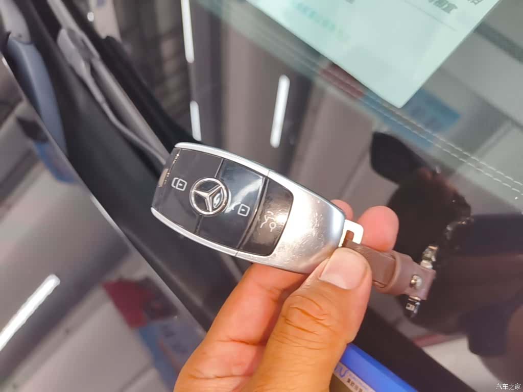 Mercedes-Benz E-Class, 2020 9