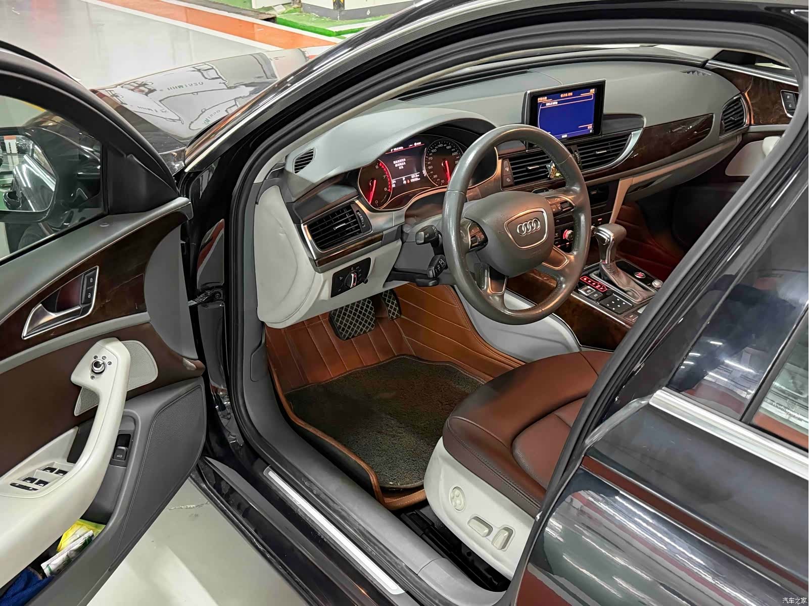 Audi A6L, 2014 7