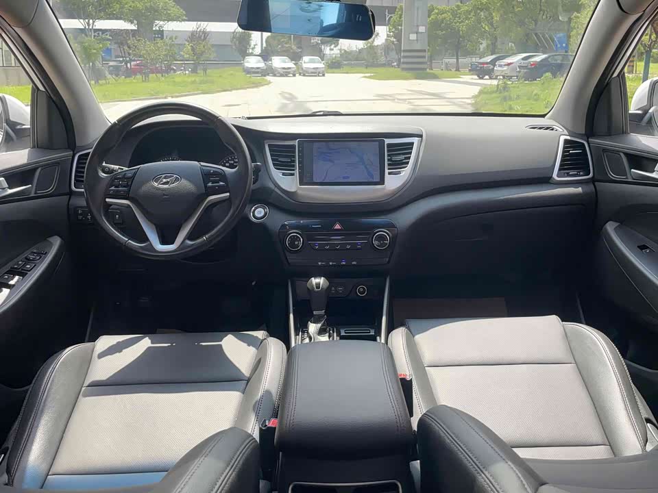 Hyundai Tucson Hyundai Tucson