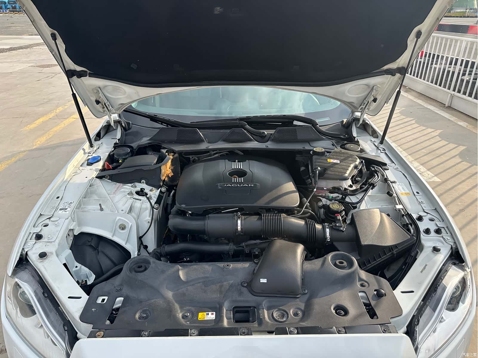 Jaguar XJ, 2016 18