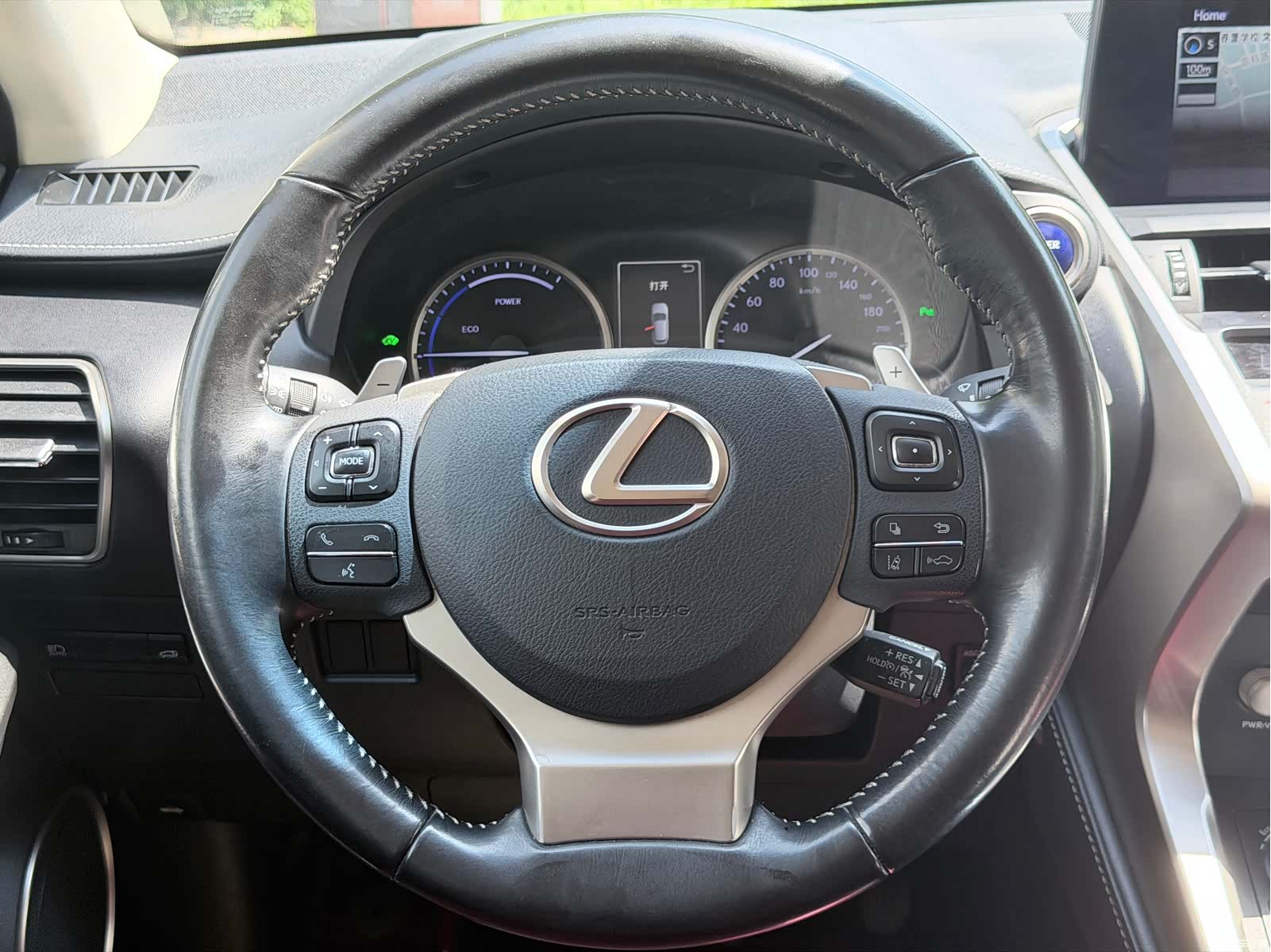 Lexus NX, 2018 10
