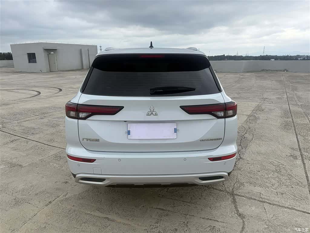 Mitsubishi Outlander, 2023 8