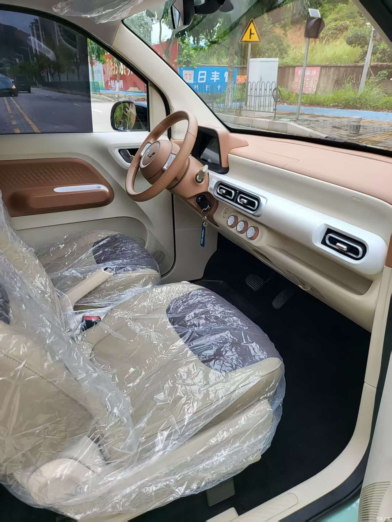 Wuling MINIEV, 2024 6